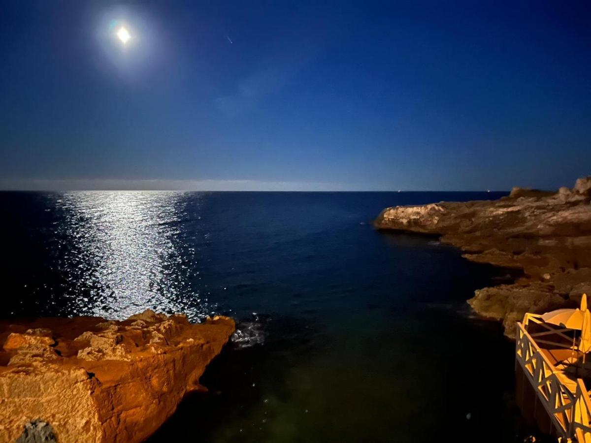 Lo Scalo Bed And Breakfast Marina Di Novaglie 알레사노 외부 사진