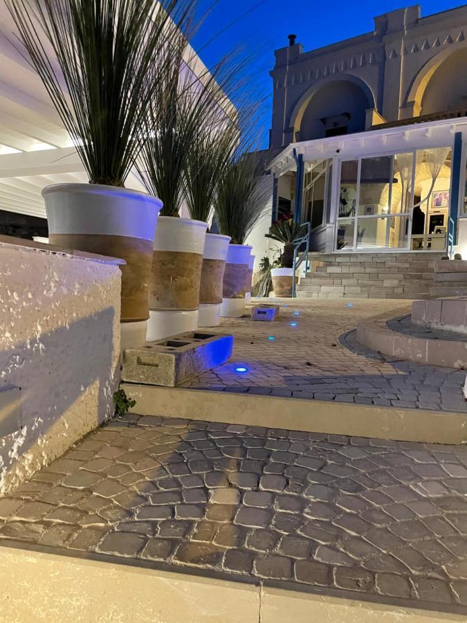 Lo Scalo Bed And Breakfast Marina Di Novaglie 알레사노 외부 사진