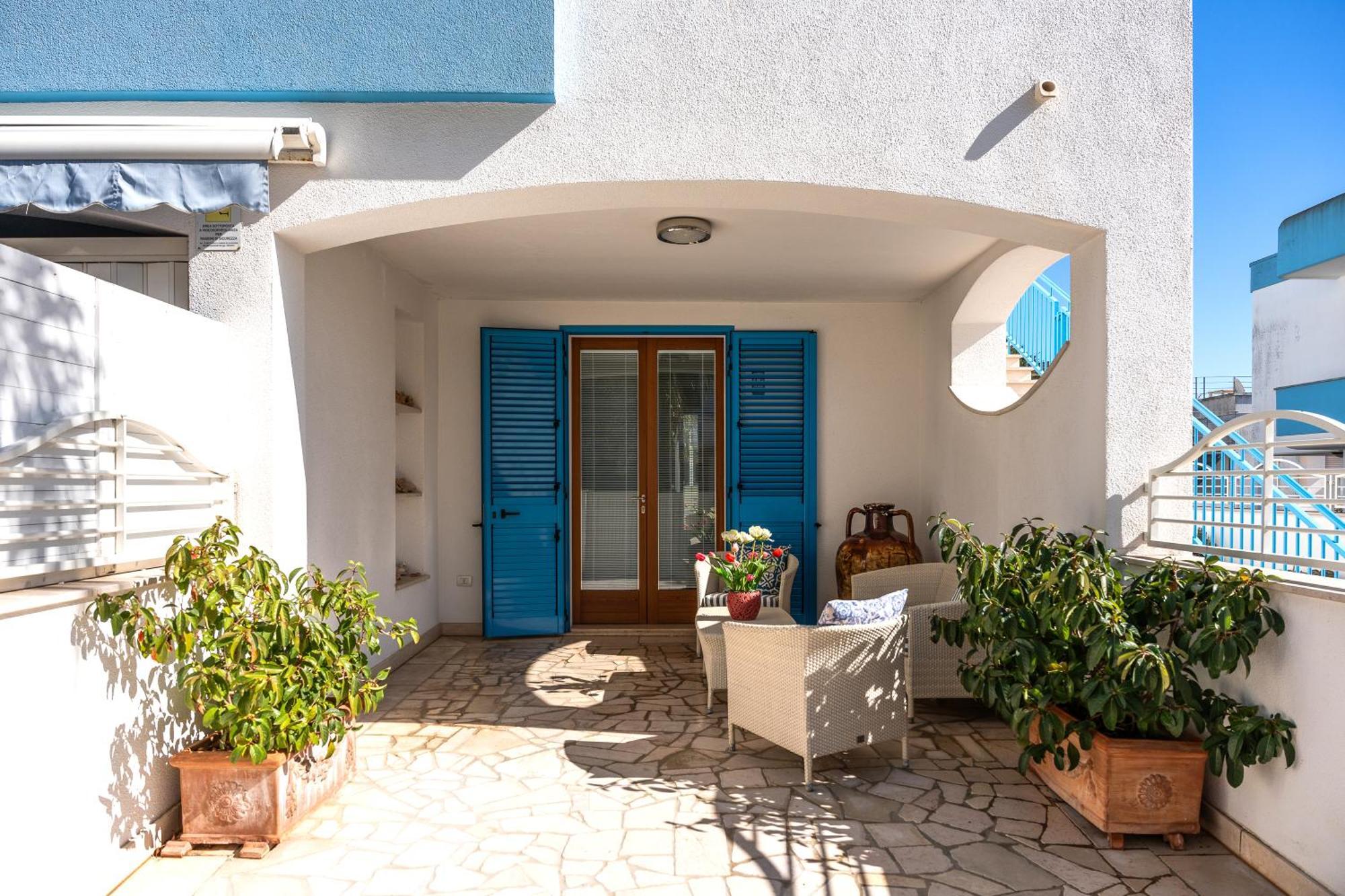Lo Scalo Bed And Breakfast Marina Di Novaglie 알레사노 외부 사진